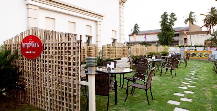 Hotel Shelton Rājahmundry Zewnętrze zdjęcie